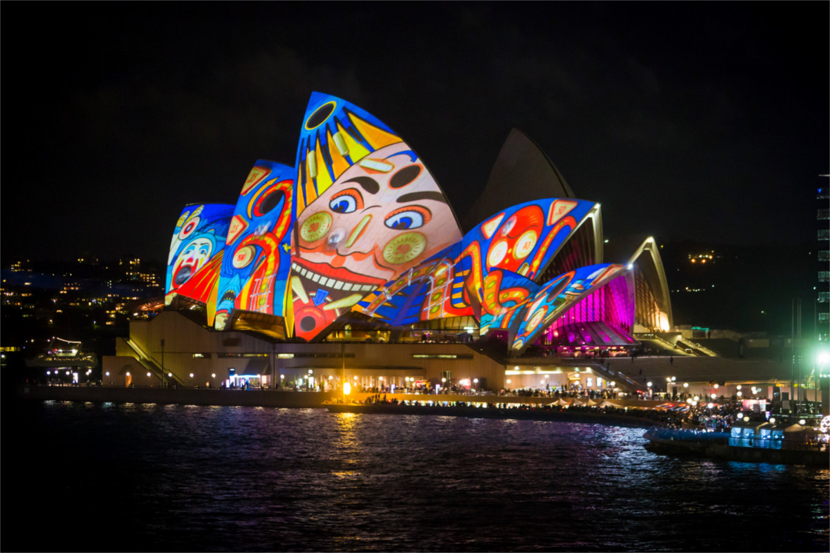 Sydney opera house light show