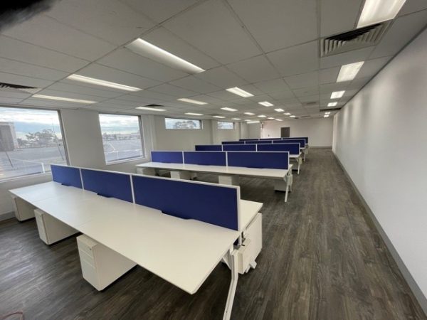 Symour Whyte office workstation fitout