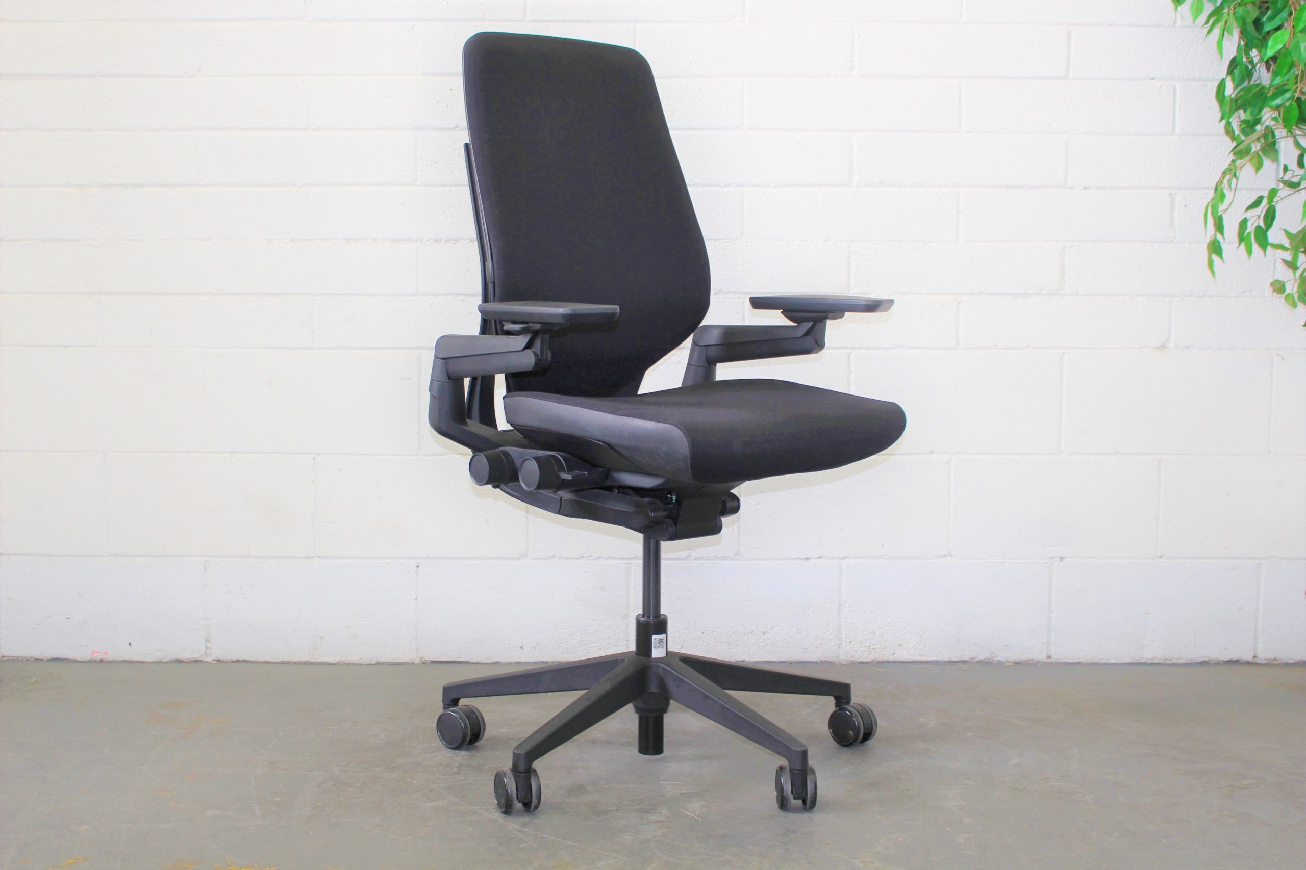 CH589-4 Gesture Clerical Chair by Steelcase - Egans | Office ...