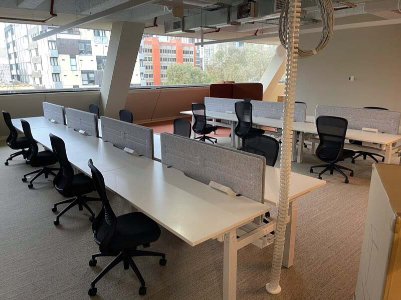 Sit-stand desk fitout